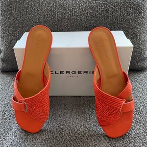 Authentic Clergerie NWOT leather/cloth sandal. Size 10